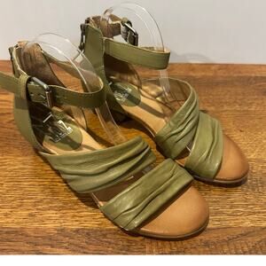 Miz Mooz Cassie Leather Ankle Strap Sandals Green Women’s Size 38W NWT
